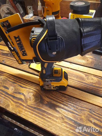 Аккумуляторная шуруповерт dewalt