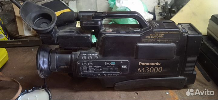 Видеокамера Panasonic M3000