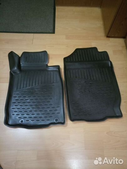 Резиновые коврики Mitsubishi L200