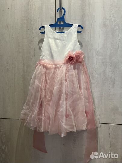 Новодний костюм, платья