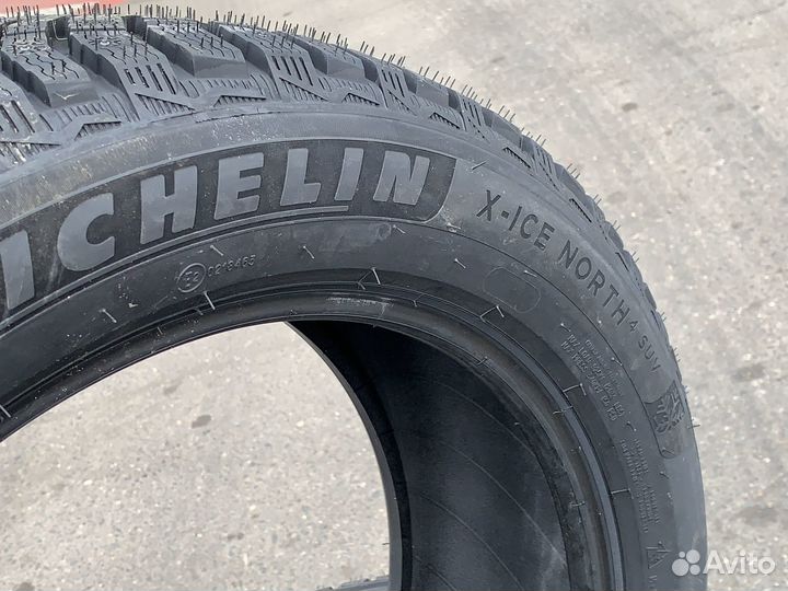 Michelin X-Ice North 4 SUV 215/55 R18 99T