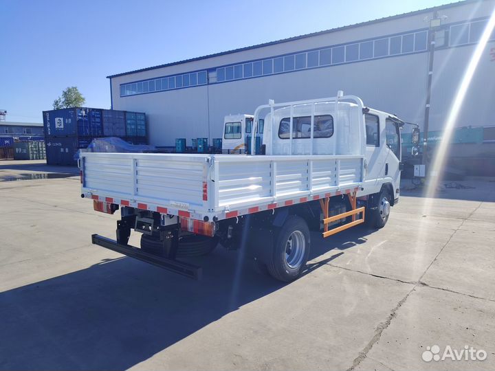 Бортовой грузовик Isuzu Elf, 2024