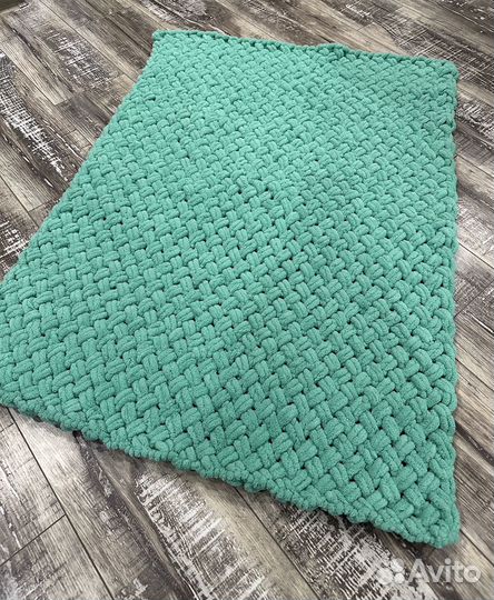 Плед из ализе пуффи