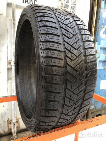 Pirelli Winter Sottozero 3 245/30 R20