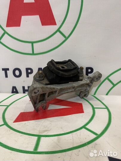 Опора (подушка) левая Renault Megane 2 BM1R