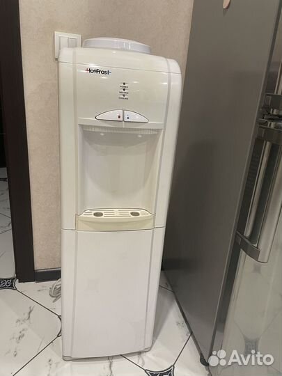 Кулер для воды