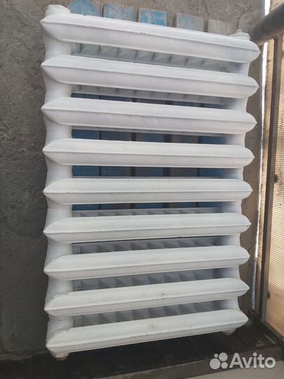 Батарея чугунная