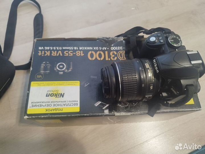 Зеркальный фотоаппарат Nikon D3100 VR Kit