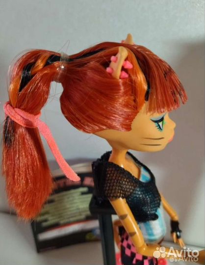 Кукла Монстер Хай Торалей страйп