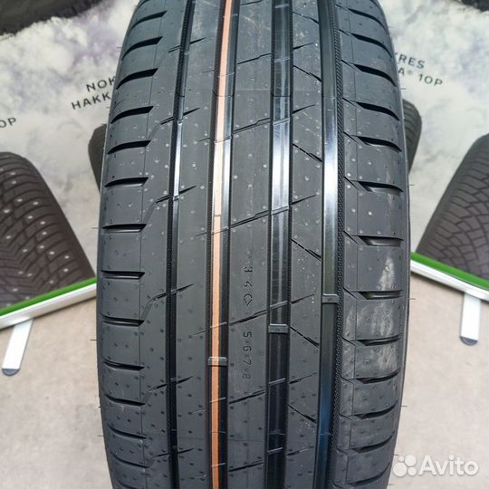 Ikon Tyres Autograph Ultra 2 SUV 235/65 R18 110W