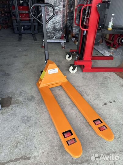 Рохля гидравлическая с подъемным механизмом 2 тонн