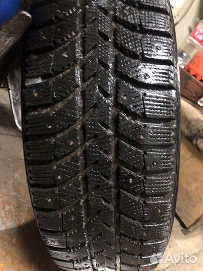 Bridgestone Ice Cruiser 5000 205/65 R16 65H