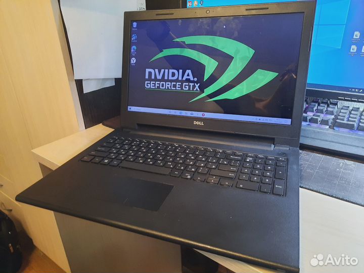 Ноутбук Dell 5558