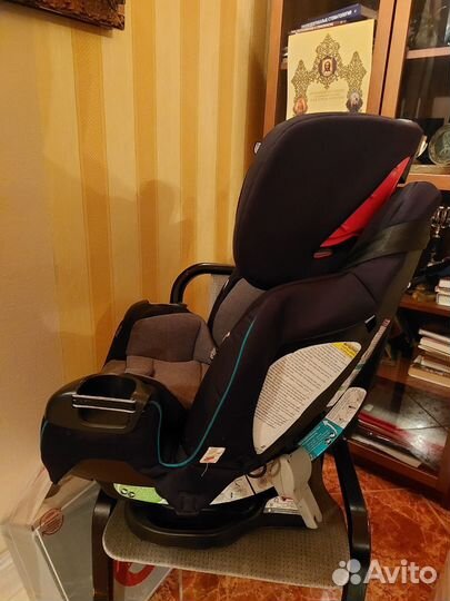 Автомобильное детское кресло от 9 до 36 кг