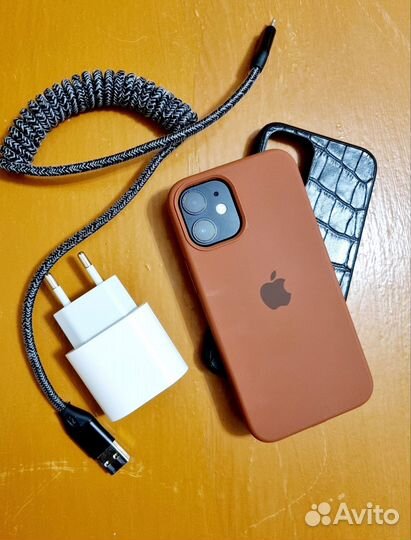 iPhone 12 mini, 64 ГБ