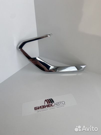 Молдинг переднего бампера LADA Vesta FL 8450040053