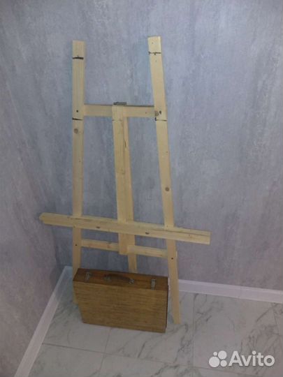 Мольберт и этюдник