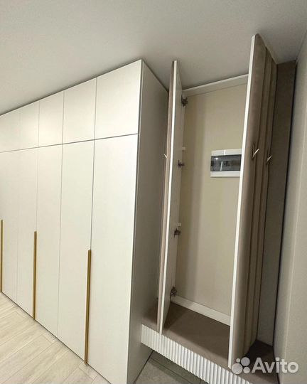 Шкаф распашной в стиле IKEA