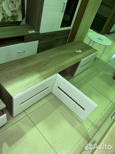 Тумба под тв