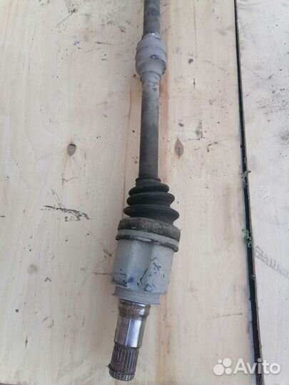 Передний правый привод Лансер 10