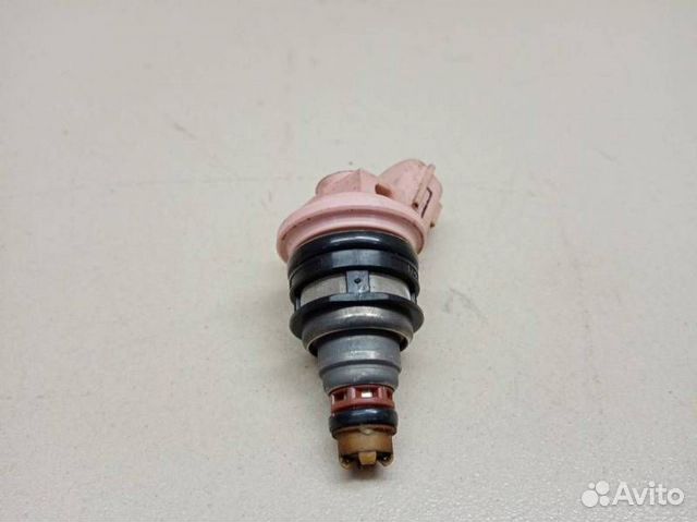 Форсунка инжекторная электрическая Nissan Maxima A