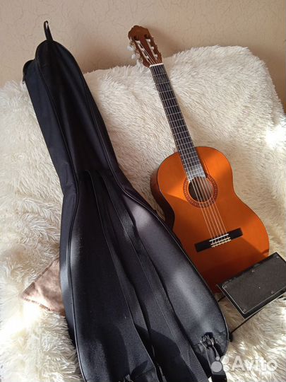 Гитара Yamaha c40