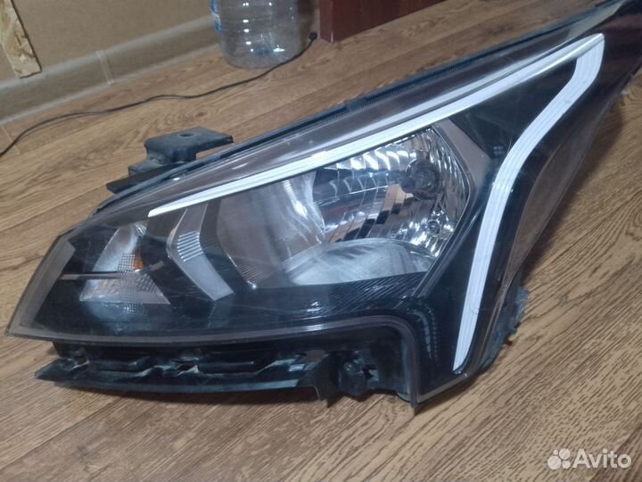 Оригинальная фара kia rio