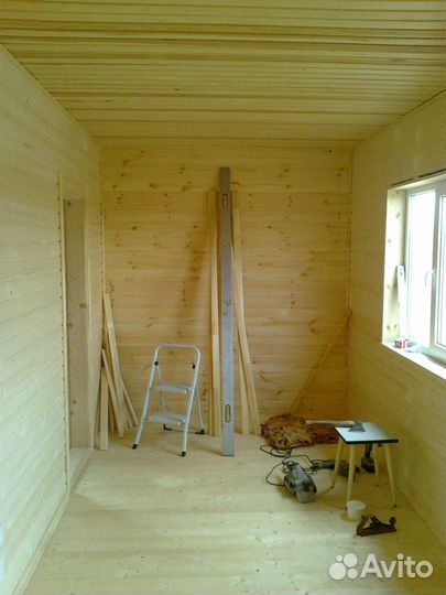 Бригада строителей