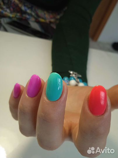 Педикюр, маникюр, гель-лак