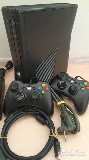 Xbox 360 S 250 GB Freeboot