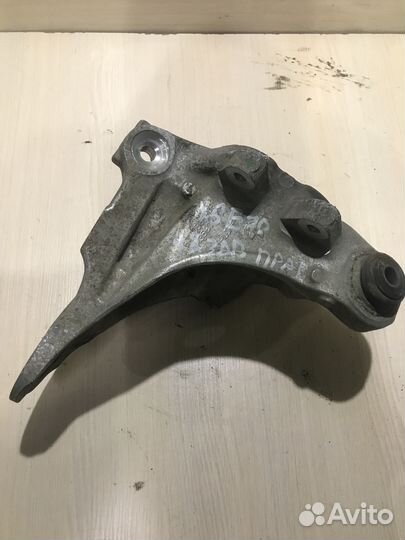 Поворотный кулак задний BMW X5 E70 F15 X6 E71 F16