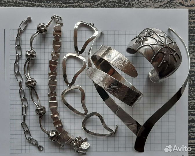 Серебряные эксклюзив браслеты и колье