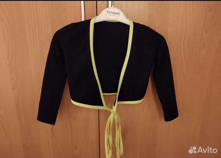 Спортивный топ для художественной гимнастики