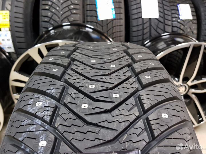 Yokohama Ice Guard IG65 235/55 R19 105T