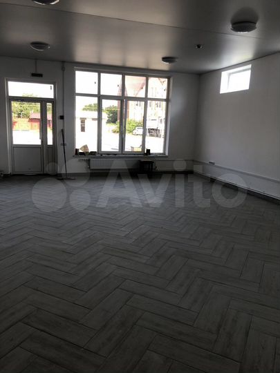 Торговая площадь, 150 м²