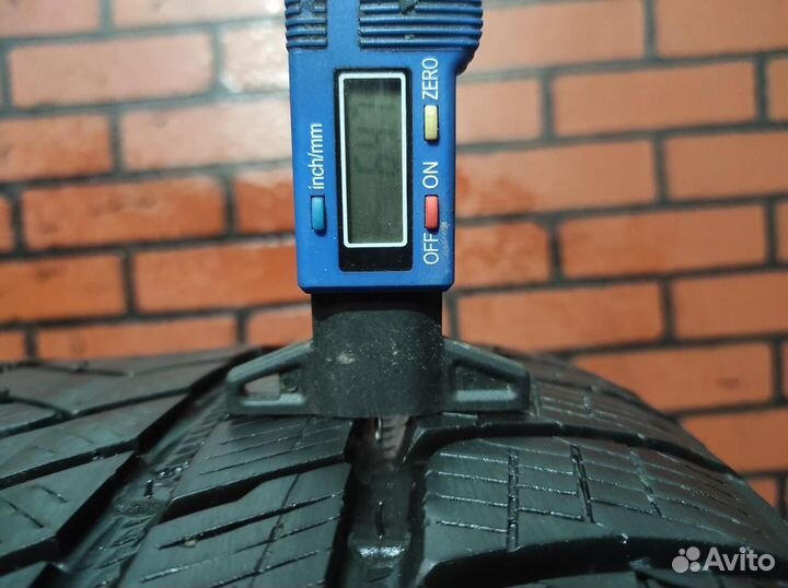 Pirelli Scorpion Winter 315/30 R22 107V