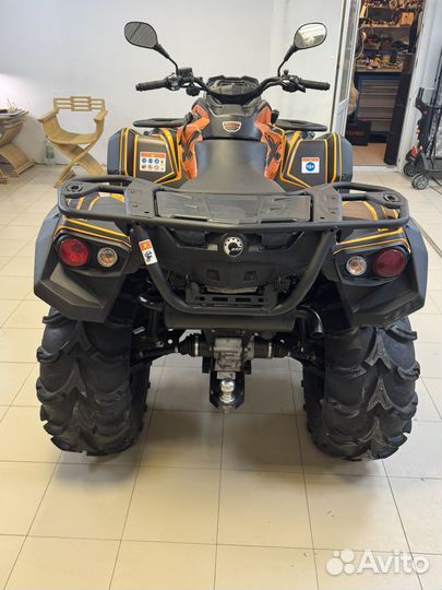 Квадроцикл BRP