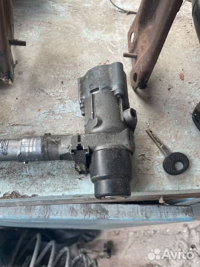 Замок зажигания w201