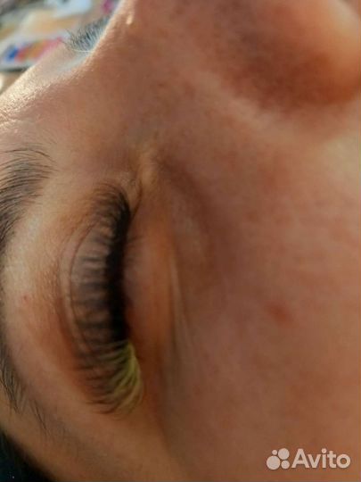 Наращивание ресниц на дому