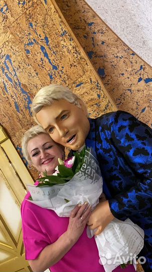 Поздравление ростовая кукла Николай Басков