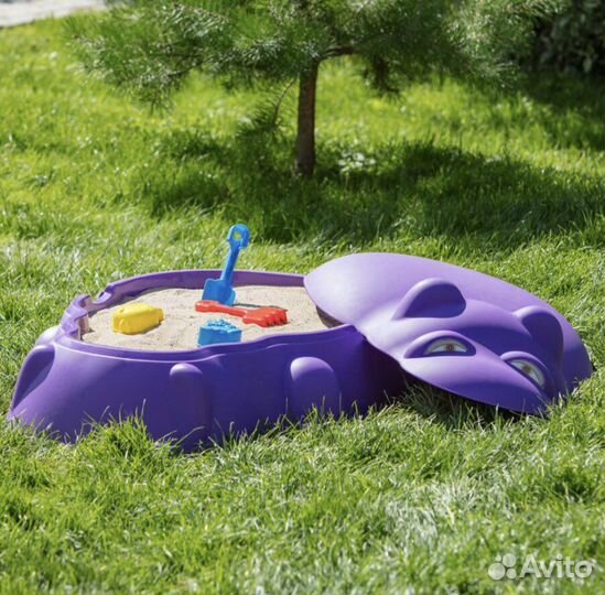 Детская песочница с крышкой