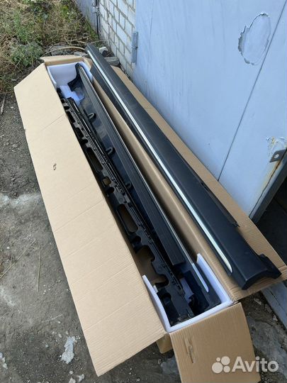 Накладки на Пороги на mercedes ML/w166