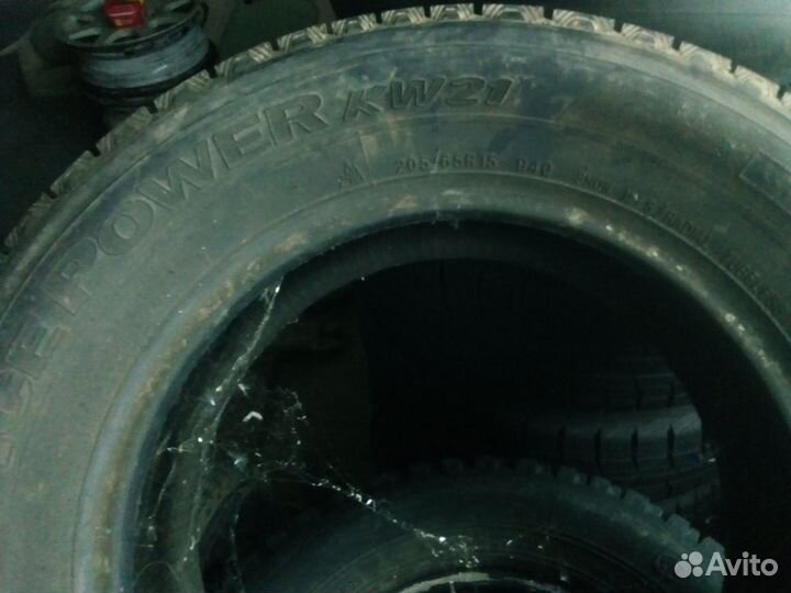 Kumho Ice Power KW21 205/55 R15