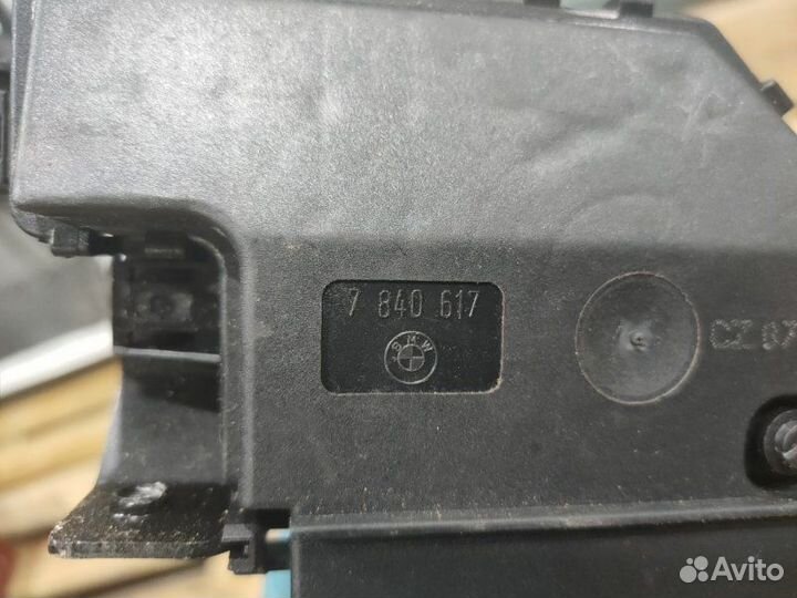 Замок двери багажника Bmw 5 E60 N52B30 2005