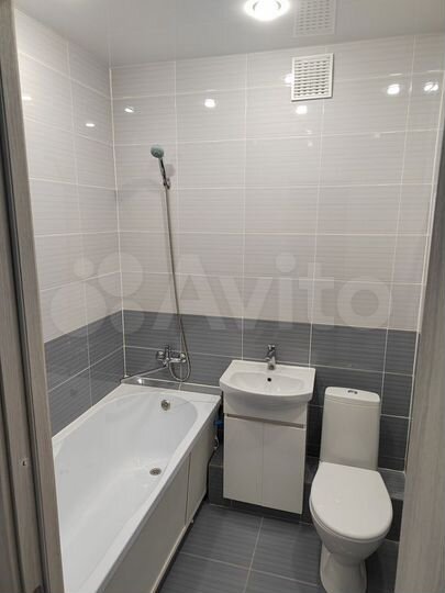 2-к. квартира, 55 м², 6/18 эт.