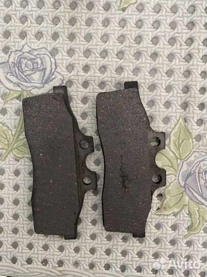 Колодки ручного тормоза Carraro 048646