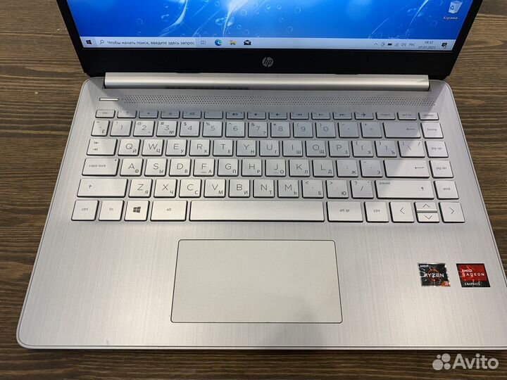 Ноутбук HP: Ryzen 3 3250, DDR4 8gb, SSD