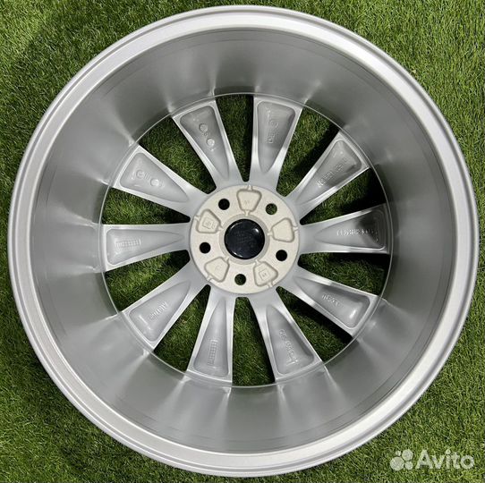 Оригинальные, литые диски VW Interlagos, r18 5x112