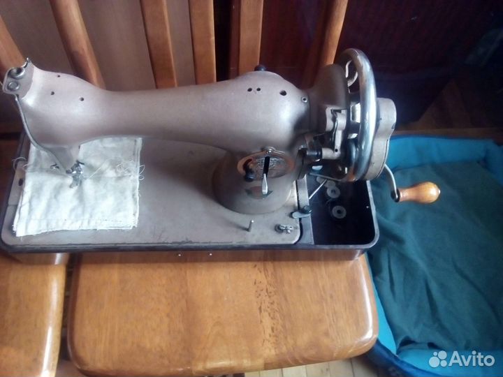 Швейная машина