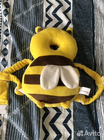 Для кормления и защита от падения ребёнка